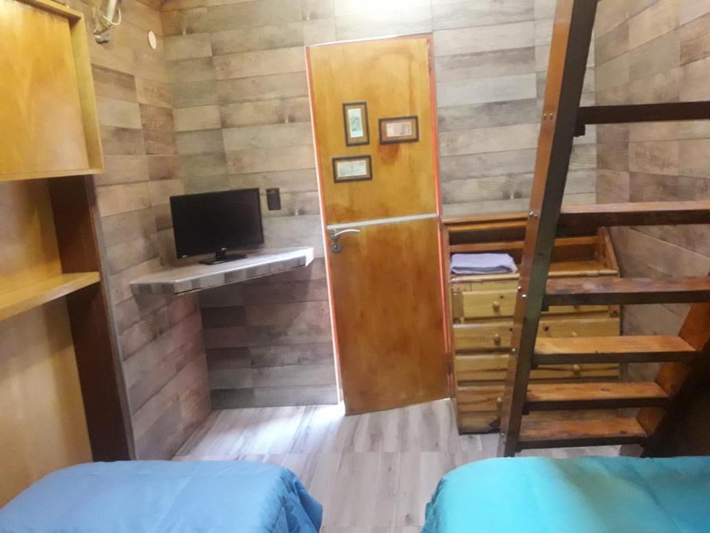 Hostal Ruca Potu *